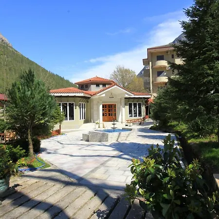 فندق Gryka E Kelcyres Kelcyre