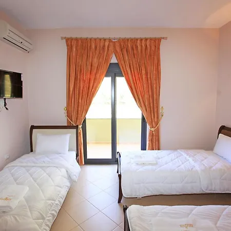 Hotel Gryka E Kelcyres