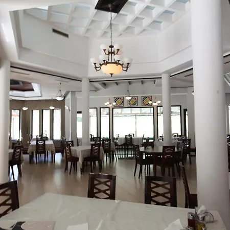 Hotel Gryka E Kelcyres