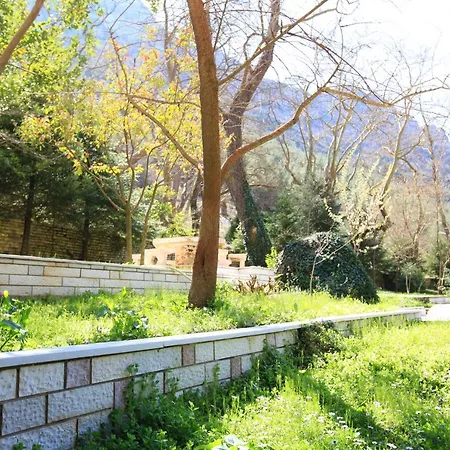 Hotel Gryka E Kelcyres 3*